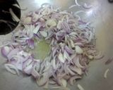 A picture of step 2 of Aloo Qeema.
