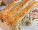 A picture of step 9 of Leftover Chicken and Ham Pie.