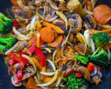 Stir fry mushrooms and veggiesmatakin girki4 hoto