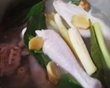 Foto langkah ke 1 dari resep Soto ayam bening rempah.