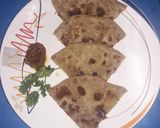 A picture of step 6 of Soya bean ka paratha.