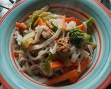 Foto del paso 5 de la receta: Fideos de arroz con pollo y verduras
