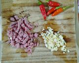 Foto langkah ke 2 dari resep Makaroni Aglio Olio.