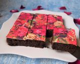 A picture of step 4 of Trending Tiled Brownies.