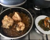 Foto del paso 3 de la receta: Cocina aromática: Pollo "Un, dos, tres" light