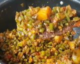 A picture of step 4 of French beans sabzi.
