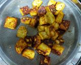 A picture of step 1 of Spinach with paneer.