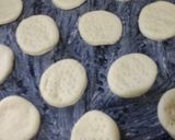 Foto del paso 1 de la receta: Bizcochitos tres ingredientes