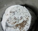 A picture of step 1 of Chawal bada in noodles basket.