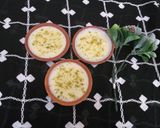A picture of step 1 of Mango rice casar pista firny pudding.