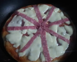 Foto del paso 2 de la receta: Mini Pizza A La Sartén🍕