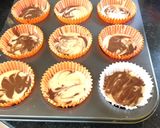 Foto del paso 5 de la receta: Cupcakes zebra de chocolate y vainilla