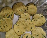 A picture of step 3 of Bajra methi vada.