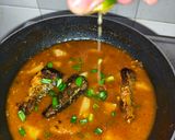Gambar langkah 3 resipi Sardin Tumis Belacan.
