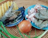 Hình bước làm 1 của món Tôm rim thịt thơm