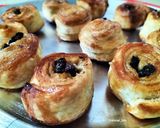Foto del paso 8 de la receta: Caracolas hojaldradas de canela, pasas y miel en airfryer