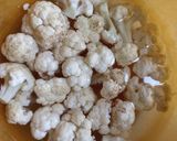 Foto langkah ke 1 dari resep Bunga kol goreng tepung sajiku.