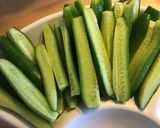 Une image de l'étape 1 de Légumes frais à croquer sauce citron persil et menthe.