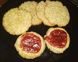 Foto del paso 5 de la receta: Galletas de avena y ojitos de avena