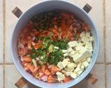 A picture of step 1 of Tomato Salad.