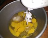 Foto langkah ke 1 dari resep Boltik (bolu batik).