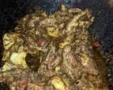 Foto langkah ke 4 dari resep Ceker + kentang rendang.