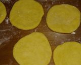 Foto del paso 3 de la receta: Sopaipillas fritas y con chancaca