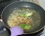 Foto langkah ke 2 dari resep 51.Sop Ceker Ayam & Bakso.