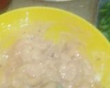 A picture of step 1 of Crispy honey chicken chili.