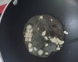 รูปขั้นตอนการทำที่ 1 ของ ข้าวผัดหมูสับ เมนูเด็ก 1 ขวบ