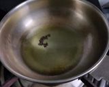 A picture of step 2 of Vada pav bruschetta.
