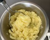 Foto del paso 5 de la receta: Puré de Patatas Casero, Cremoso y Esponjoso