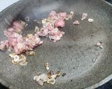 รูปขั้นตอนการทำที่ 2 ของ ไข่ราดหมูผัดพริกเกลือ