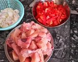 A picture of step 1 of Chicken pulao.