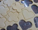 Foto del paso 4 de la receta: 🌸 Galletitas fáciles para festejar la primavera 🌸