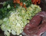 Foto del paso 1 de la receta: Solomillo con verduras salteadas
