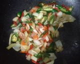 Foto langkah ke 4 dari resep Udang asam manis.