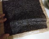 Foto langkah ke 3 dari resep Nasi Sushi Simpel.