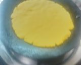 A picture of step 3 of Makki Di Roti.