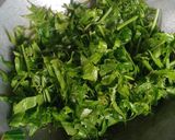 Foto langkah ke 3 dari resep Tumis Daun Pakis dengan Teri.
