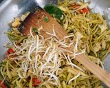 Foto langkah ke 9 dari resep Tumis Bunga Pepaya/Kembang Kates tidak pahit.