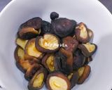 Hình bước làm 2 của món Canh chay rong biển đậu hủ,nấm hương và tàu hủ ky