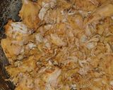 A picture of step 4 of Chicken Qeema Samosa.