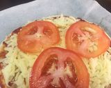 A picture of step 3 of Tuna & Tomato Pizza.