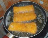 Foto langkah ke 4 dari resep Roti Goreng Coklat Lumer.