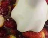 A picture of step 3 of Fresh Strawberries 🍓 juice.