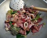 Foto langkah ke 3 dari resep Cumi Masak Santan.