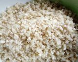 A picture of step 1 of Stir-fry cauliflower.