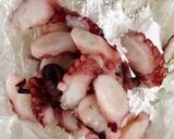 Hình bước làm 2 của món Bạch tuộc chiên giòn