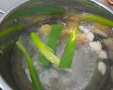 Foto langkah ke 4 dari resep Soup Gyoza.